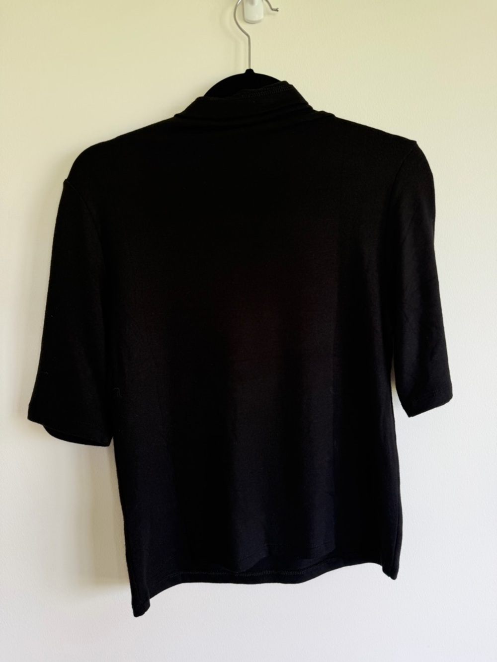 Banana Republic Black Short Sleeve Funnel Neck Top - Picture 4 of 5